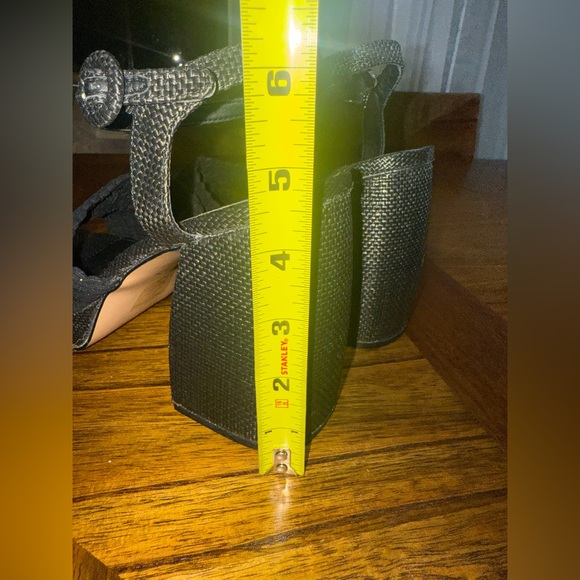 NWT KATY PERRY HTE MEADOW UPPER CROCHET BLACK SANDALS PLATFORM  SIZE 9.5 - Picture 2 of 6